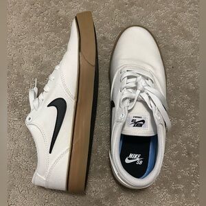 Nike SB Chron 2 Canvas Shoe